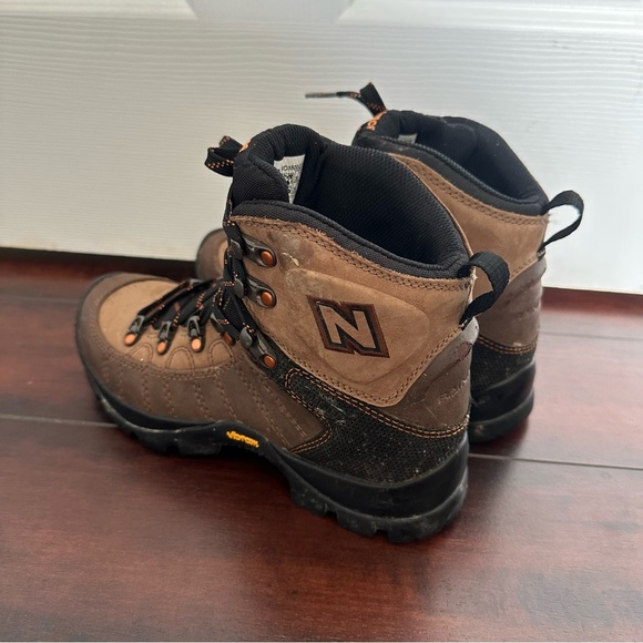 Size 8 Women’s New Balance WO1500GT Vibram Goretex Brown Rainier Hiking Boots - Picture 4 of 6